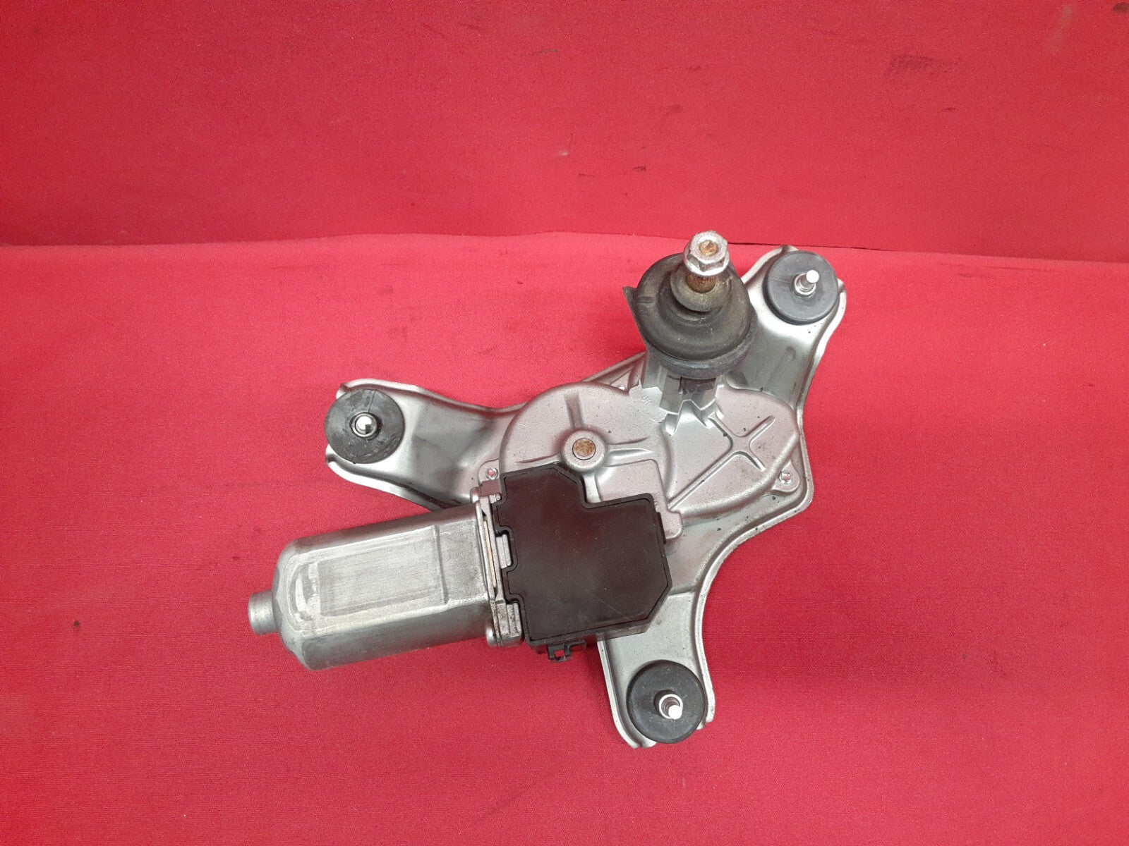 2001 - 2007 Toyota Highlander Rear Hatch / Tailgate Wiper Motor 85130-48020