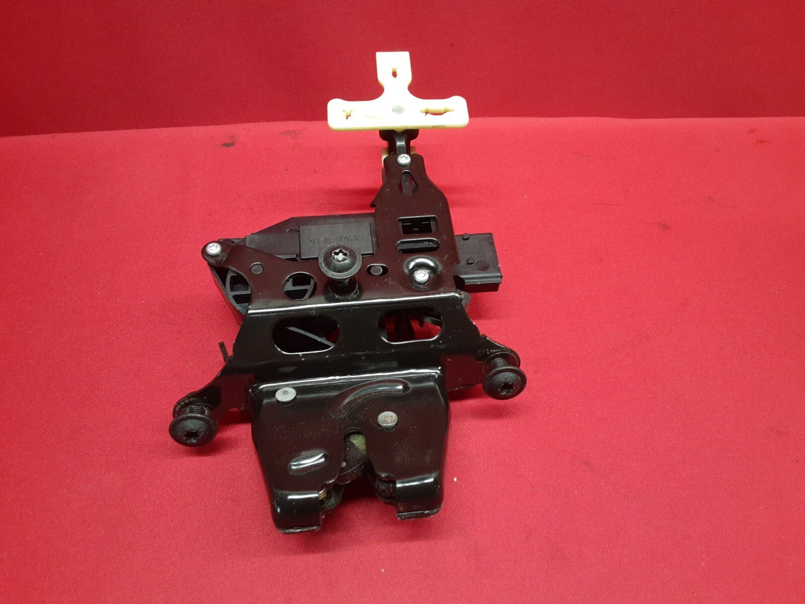 2003 - 2012 Chevy Chevrolet Pontiac Saturn Trunk Latch Lock Actuator Glow Pull