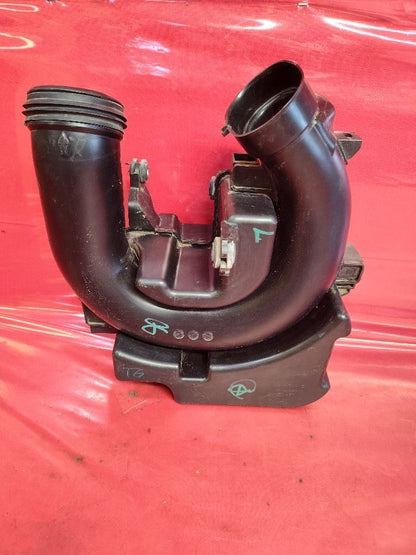 2019-2024 Kia Forte 2.0L L4 Air Cleaner Filter Box Intake w/ Horseshoe Duct Tube