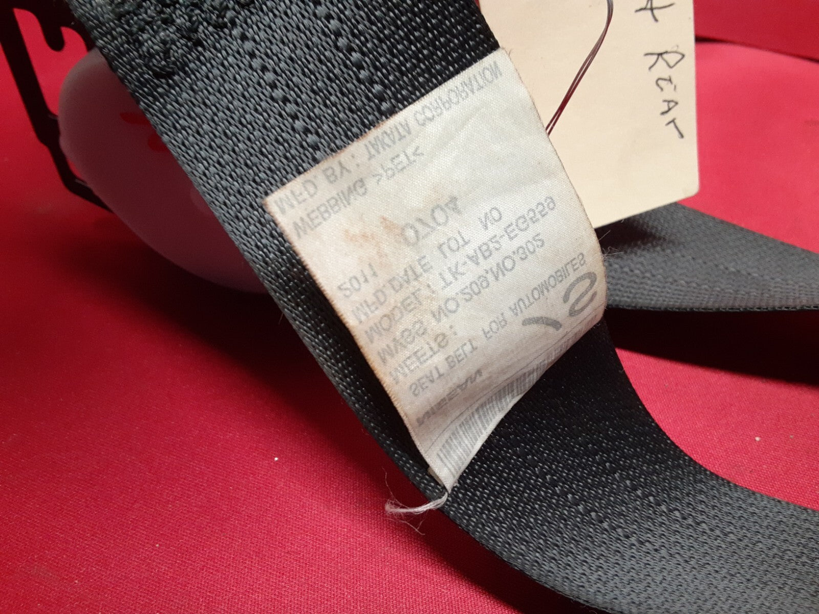 2011 - 2019 Infiniti REAR RIGHT PASSENGER Seat Belt w/ Buckle Black 88844-1MA0B