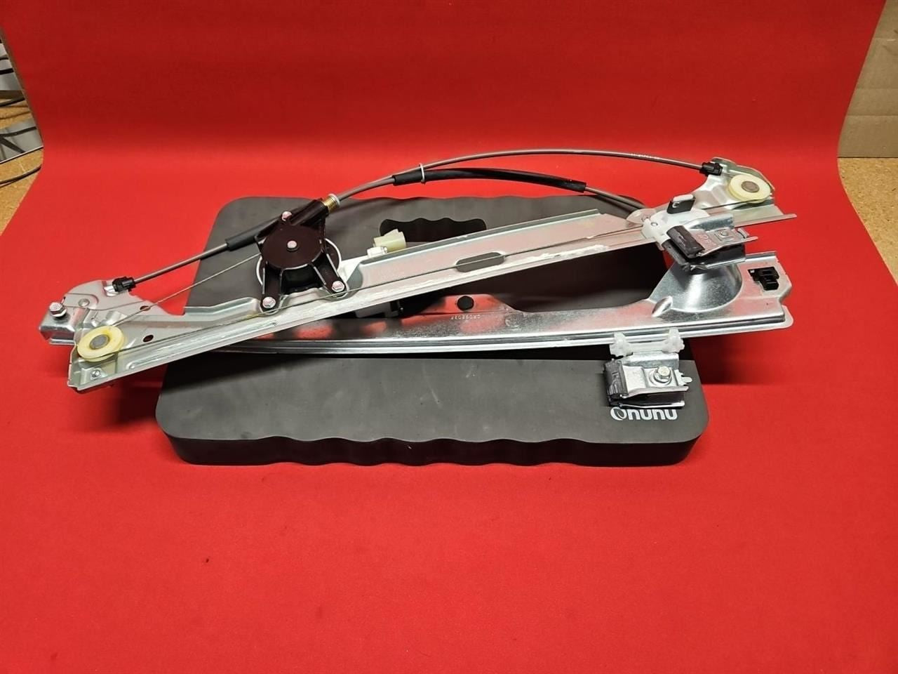 07-14 Chevy Cadillac GMC Left Driver REAR Window Regulator w/ Motor 20945140