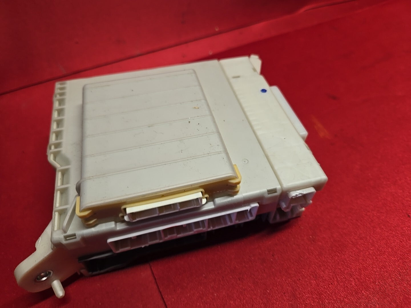 2006 2007 RIGHT PASSENGER Dash Fuse Box Junction Block 82730-30291
