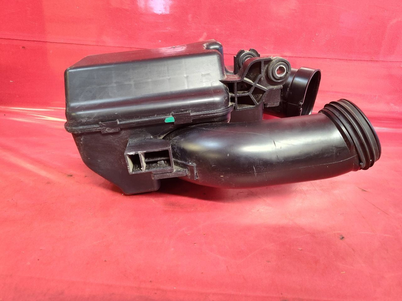 2019-2024 Kia Forte 2.0L L4 Air Cleaner Filter Box Intake w/ Horseshoe Duct Tube