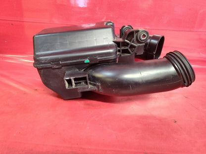 2019-2024 Kia Forte 2.0L L4 Air Cleaner Filter Box Intake w/ Horseshoe Duct Tube