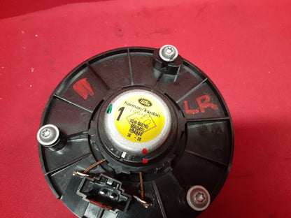 2005 Range Rover HSE REAR Left or Right Speaker Harmon Kardon XQM500180