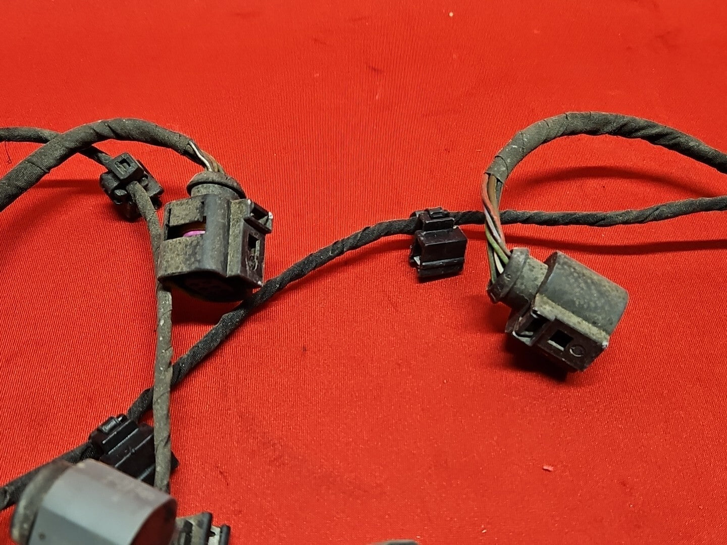 2007 2008 Audi Rear Bumper Wiring Harness w/ Parking Sensors LY7W Light Silver