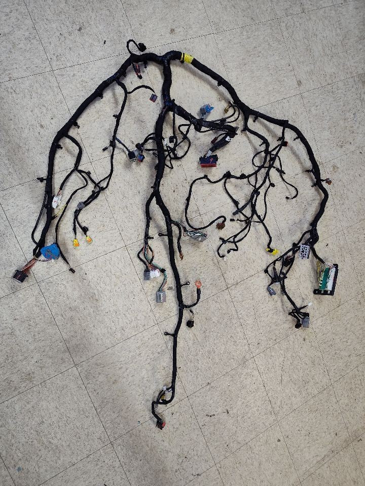2017 Dodge Durango Dash Wiring Harness w/ Beats Sound, Power Tilt, Rear DVD