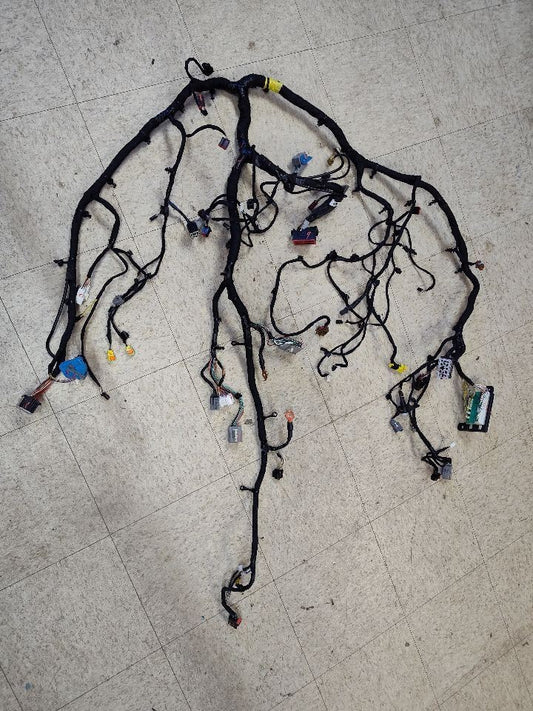 2017 Dodge Durango Dash Wiring Harness w/ Beats Sound, Power Tilt, Rear DVD