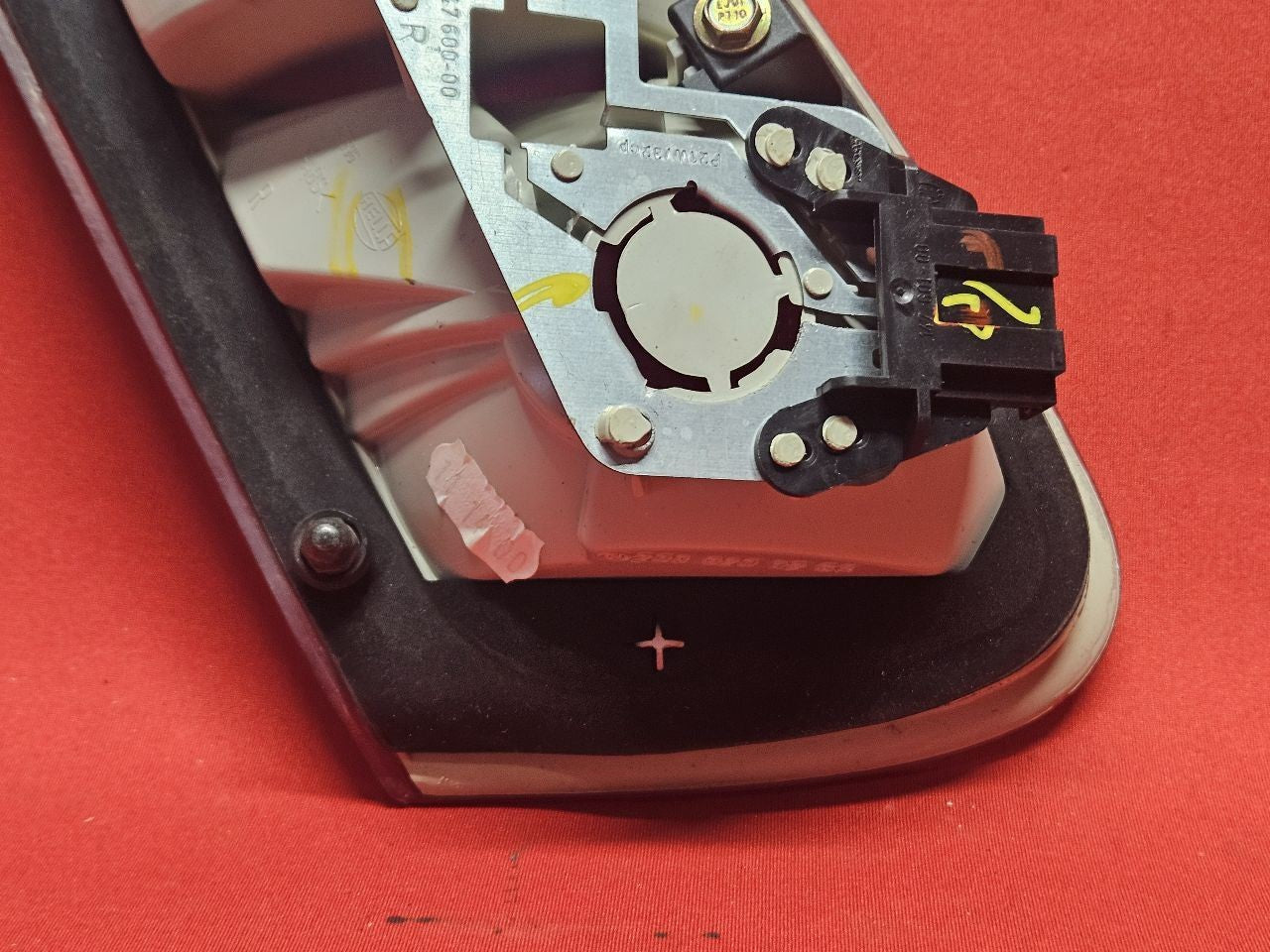 1998-2003 Mercedes CLK-Class RIGHT PASSENGER Inner Lid Tail Light Stop Lamp