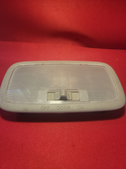 2010 - 2013 Kia Soul Dome Center  Light W/ Sunroof 92850-2H000QW / GRAY