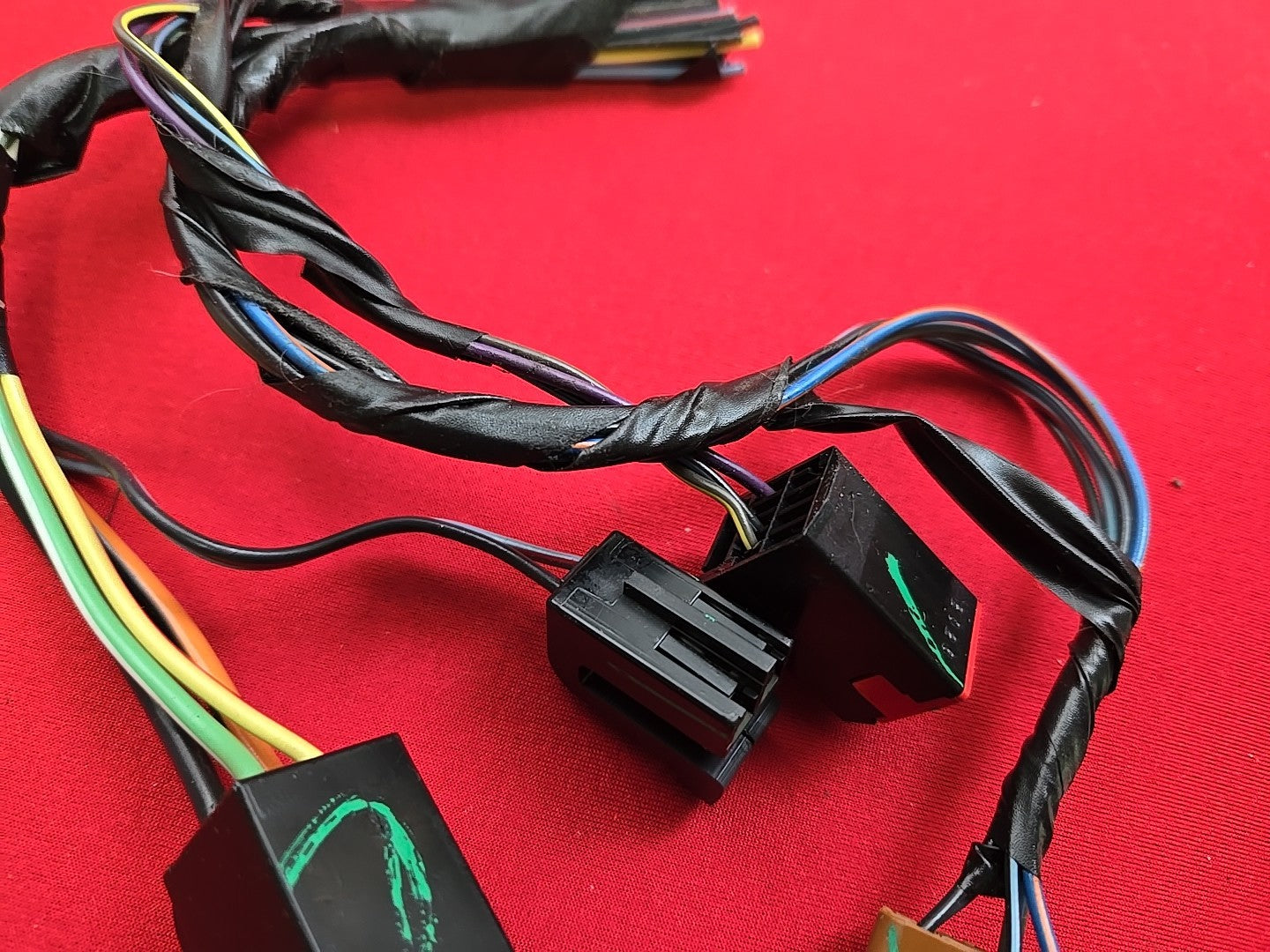 2001-2004 Mazda Tribute 01-07 Escape / Mariner HVAC A/C Climate - PIGTAIL WIRES