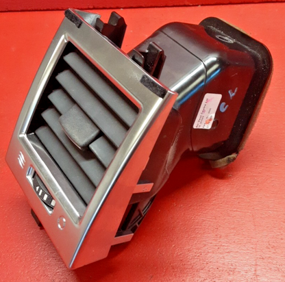 2010-2013 Range Rover Sport Center Left Driver Air HVAC Dash Vent LR041693