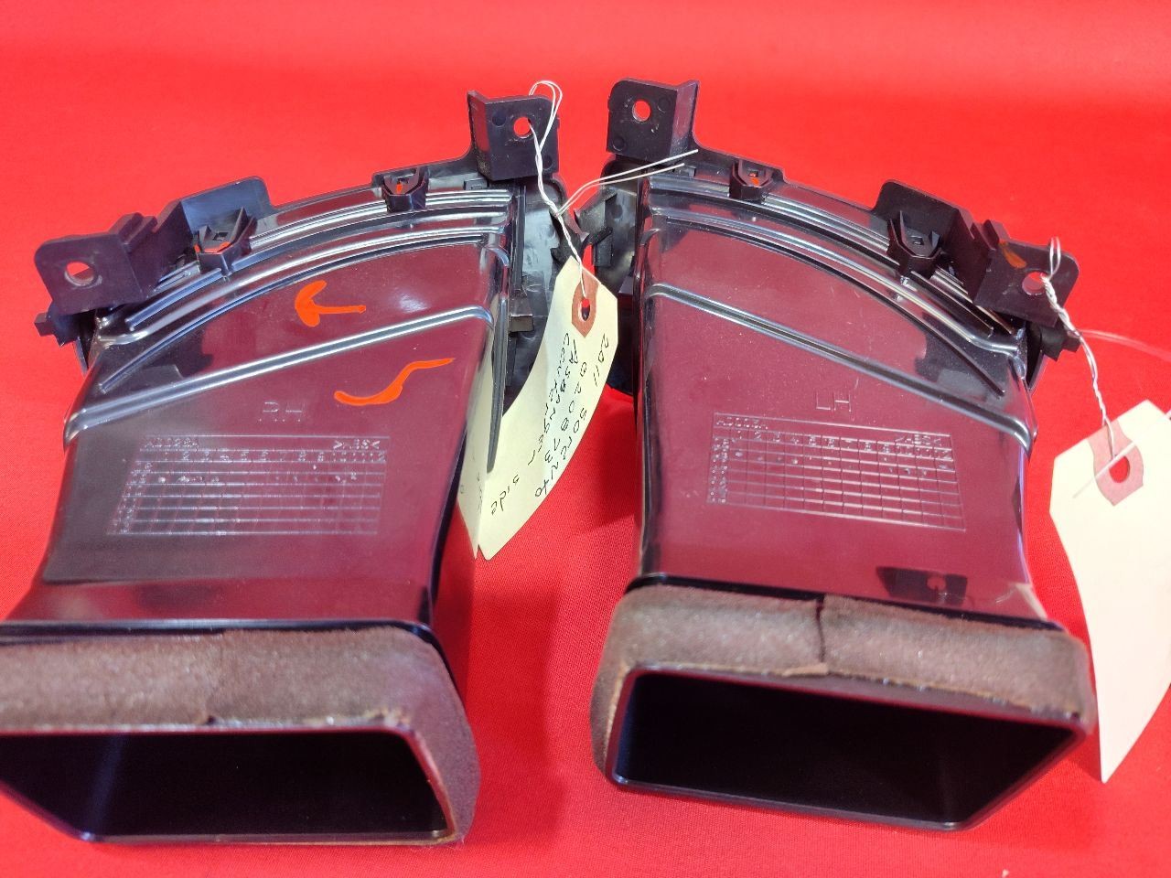 2011-2013 Kia Sorento INNER CENTER Dash HVAC Air Vent Ducts Set Black