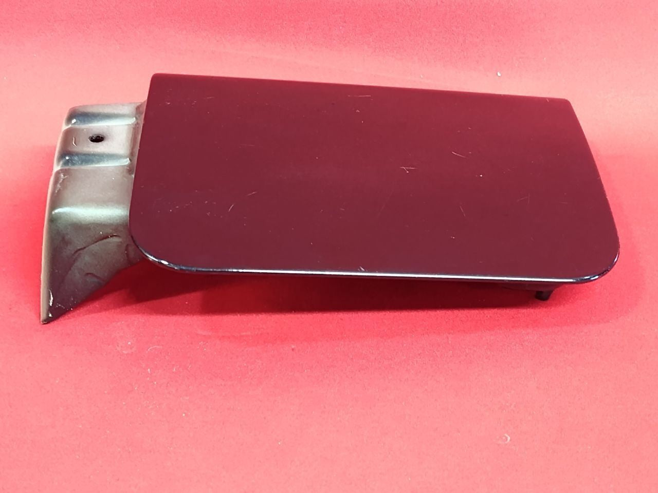 06-07 Charger 05-08 Magnum 05-10 Chrysler 300 Fuel Filler Door PXR Black