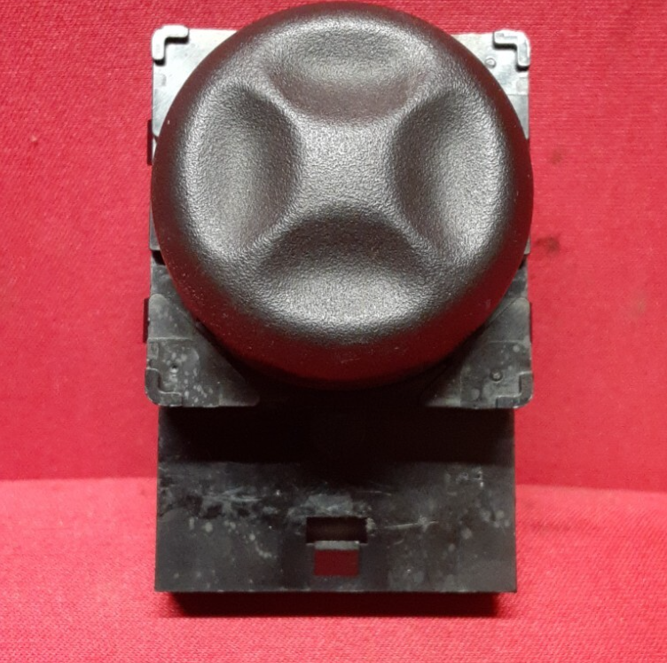 2005 - 2022 Chevy Cadillac GMC Buick Lumbar Seat Adjustment Switch 84477509