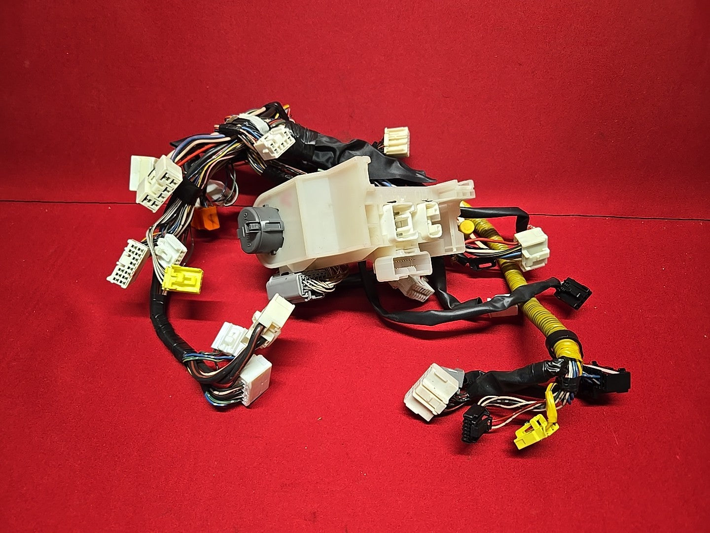 1997 1998 Lexus ES300 Interior Cabin Fuse Box Relay Junction Block PIGTAIL WIRES