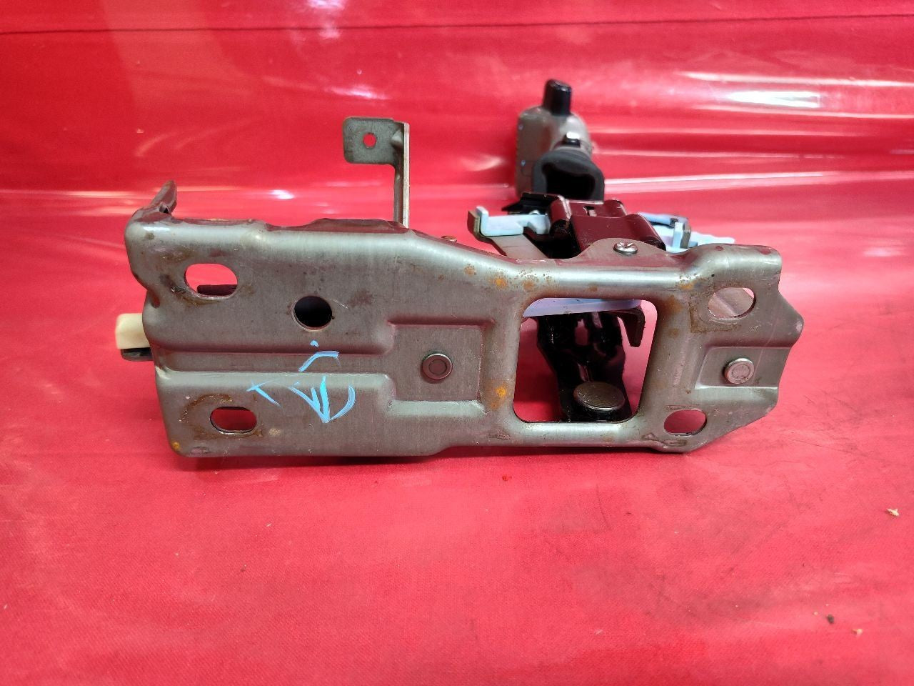 1995-1999 Oldsmobile Aurora Automatic Gear Selector Shifter Lever w/ Knob Grey