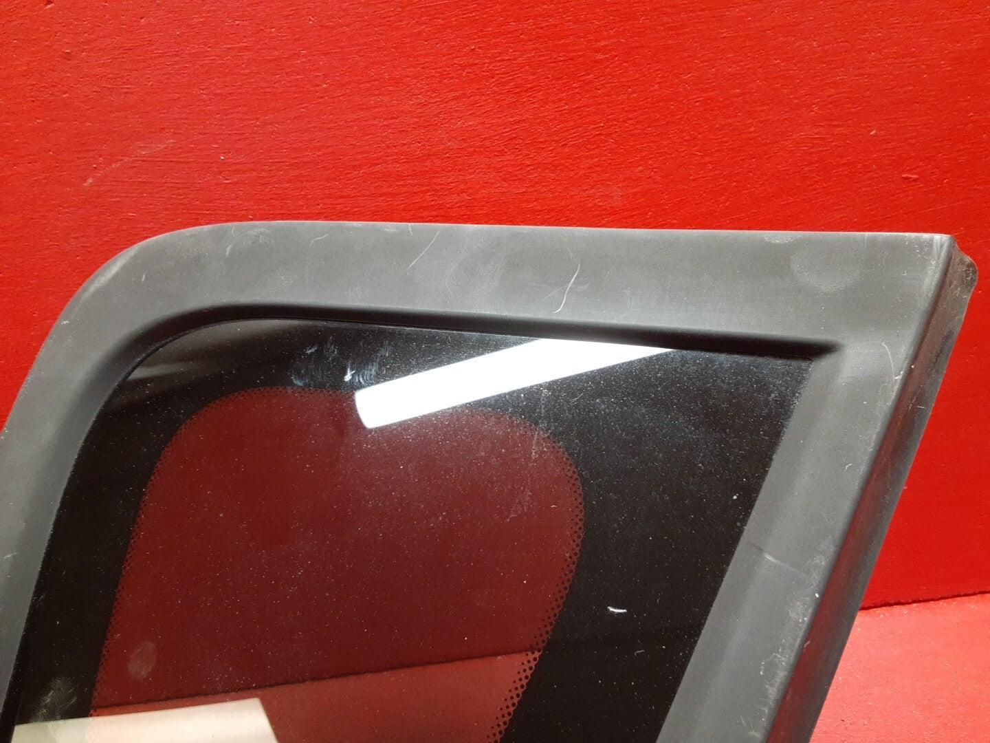 2010 -2013 Kia Soul Right Rear Quarter Glass OEM 87820-2K020