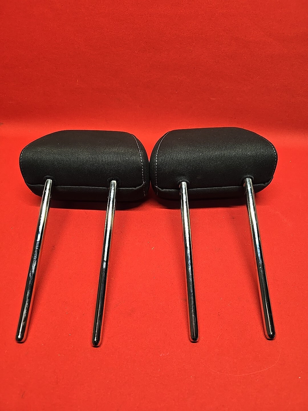 18-20 Buick Regal Sportback TourX REAR Left Right Seat Headrest SET Black Cloth