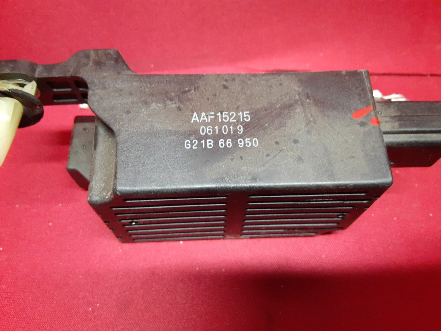 2007 Mazda CX9 CX-9 Communication System Noise Filter Unit  G21B-66-950