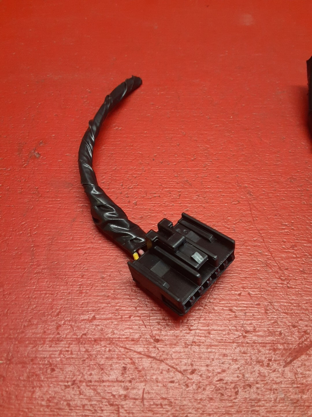 2005-2008 Nissan Pathfinder Rear Center Console Climate Control PIGTAILS