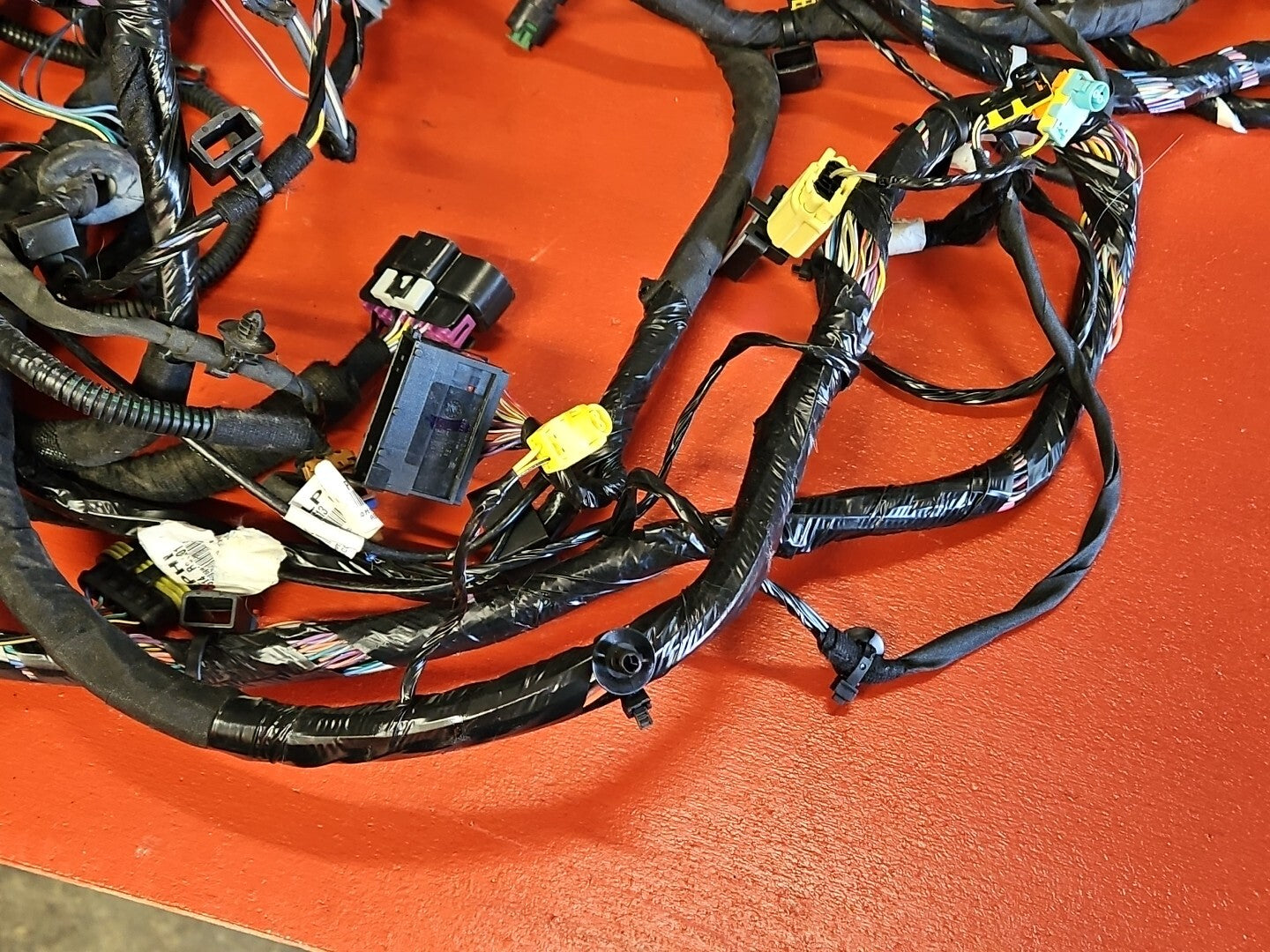 Fiat 500E ELECTRIC ONLY Body Wiring Harness - 68206061AE OEM - Complete no Cuts