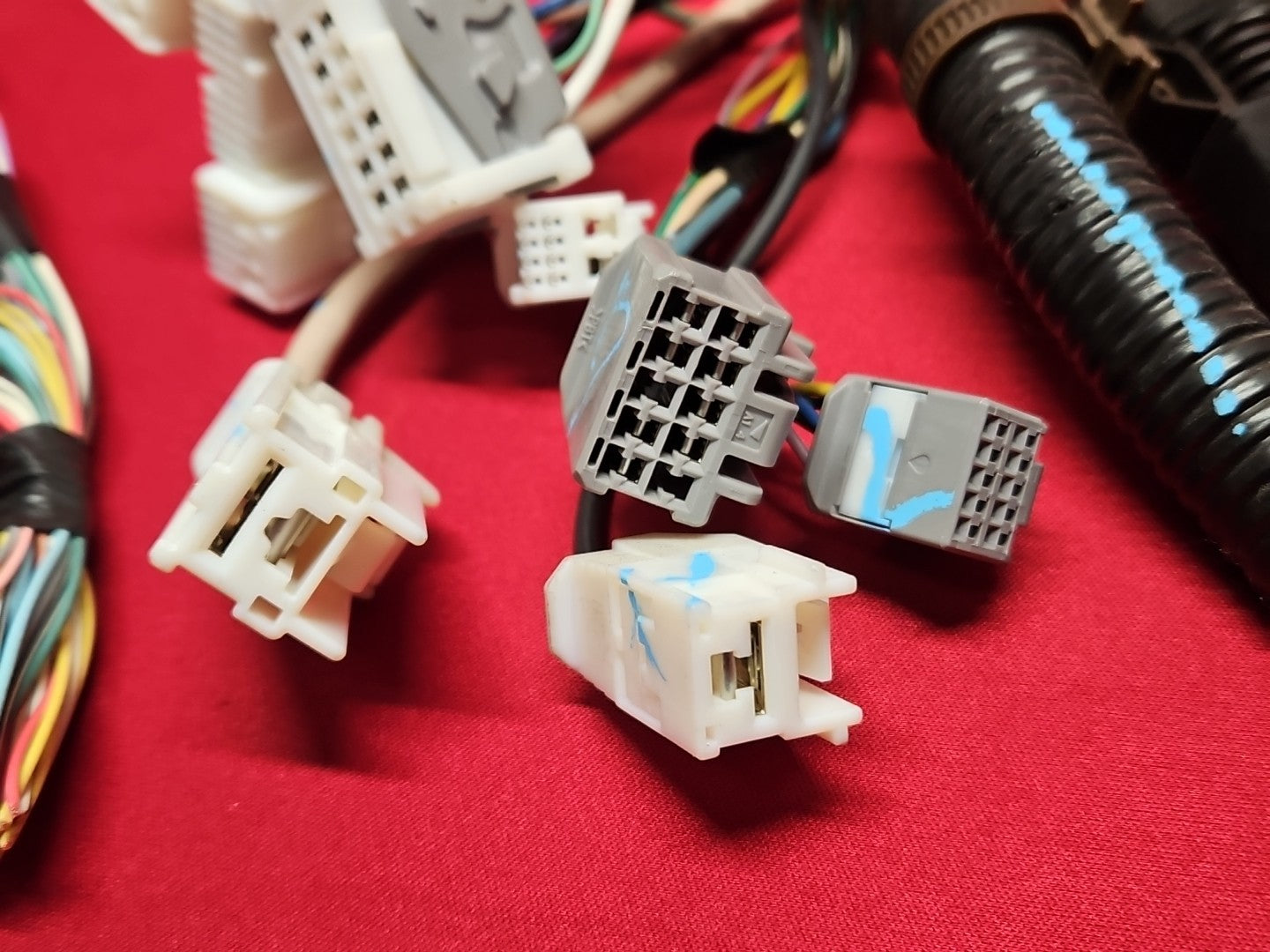 2006-2010 Lexus IS250 IS350 Left Driver Fuse Box Junction Block A/T - PIGTAILS*
