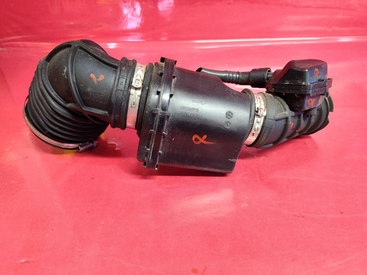 2018-2022 Chevy Equinox GMC Terrain 1.5L Air Cleaner Box OUTLET Duct ONLY