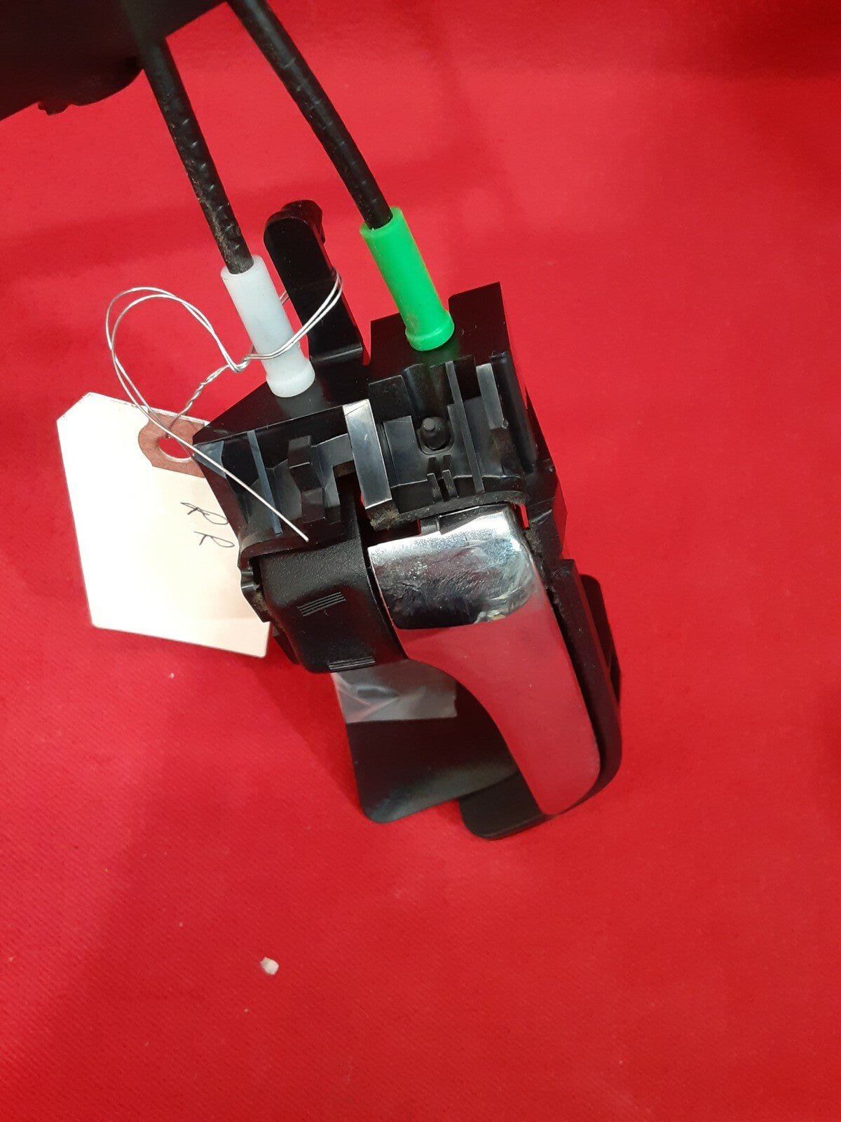 2004 - 2009 Toyota Prius Passenger Rear Door Latch / Actuator - 69050-47050