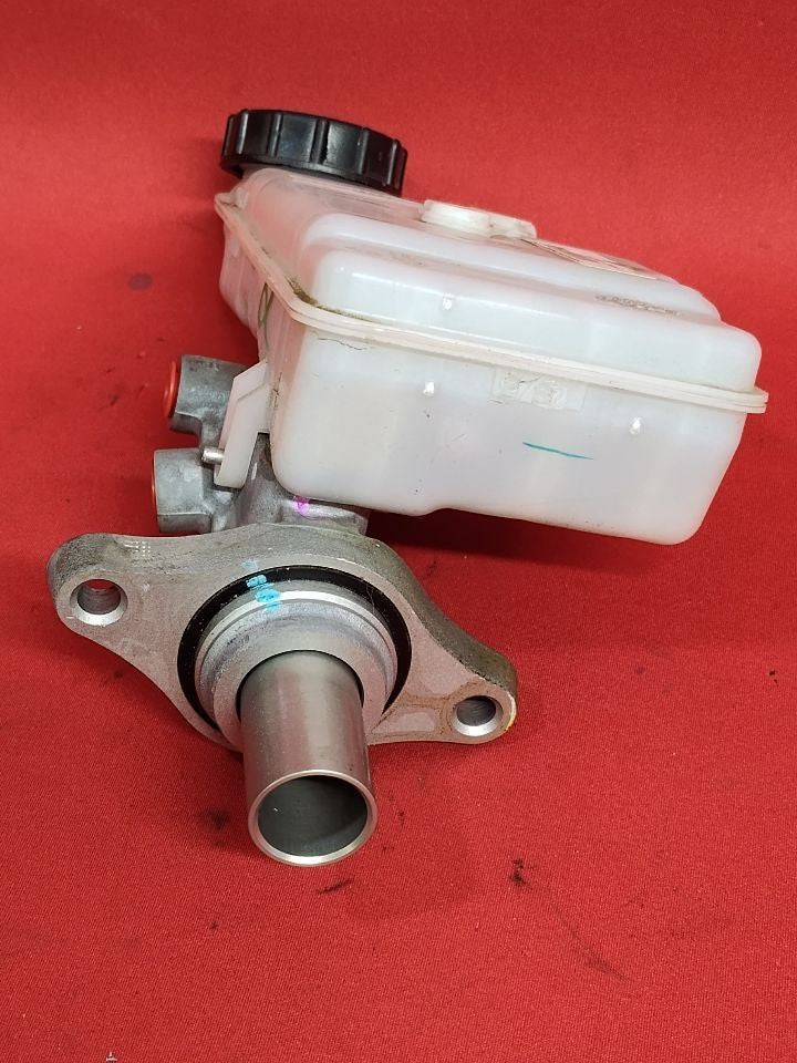 2012-2018 Ford Focus ELECTRIC EV Brake Master Cylinder w/ Reservoir Bottle