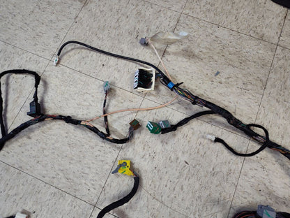 2015-2017 Chrysler Dodge Van Dash Wiring Harness w/ 3-Zone Climate + 6 Speaker