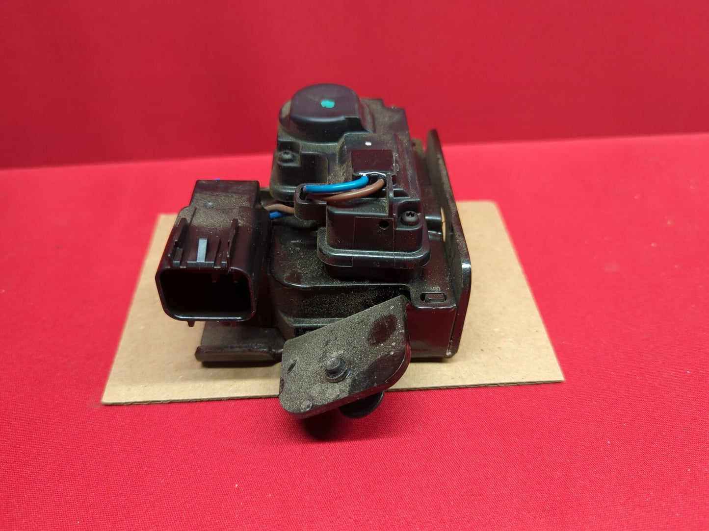 2006 - 2017 Chevrolet Buick GMC Cadillac Liftgate Latch Lock Actuator 13584872
