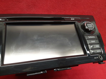 2013 Nissan Altima Radio Stereo Navigation Display Screen Unit & Brackets/Screws