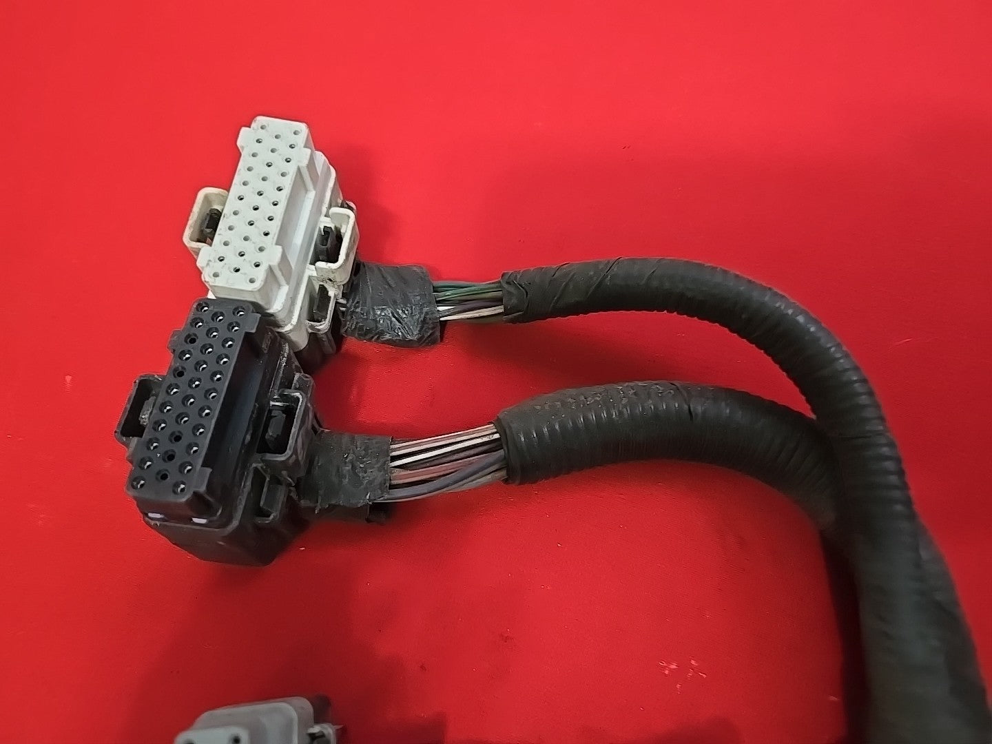 2004 Jeep Grand Cherokee 4.7L V8 Engine Powertrain Control Module - PIGTAILS