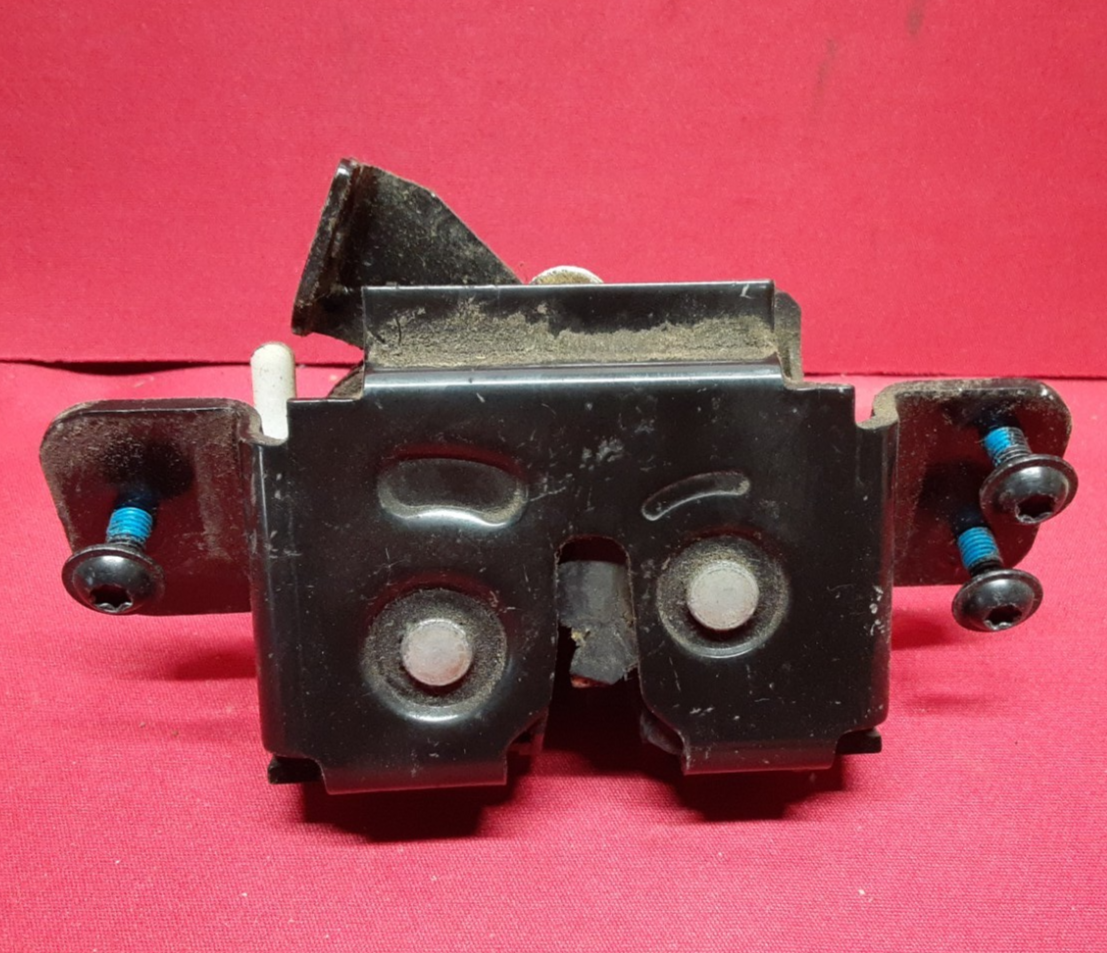 2005 2006 Jeep Grand Cherokee Liftgate Tailgate Latch Lock Actuator 4589122AA
