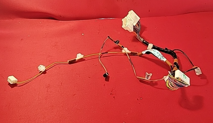 04 - 08 Toyota Prius Digital Instrument Cluster Speedometer Harness 8384147101