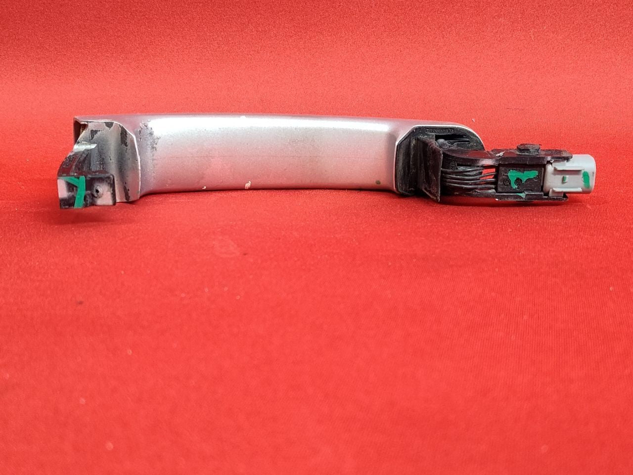 2009-2018 Volkswagen FRONT RIGHT PASSENGER Door Handle Set LA7WL Reflex Silver