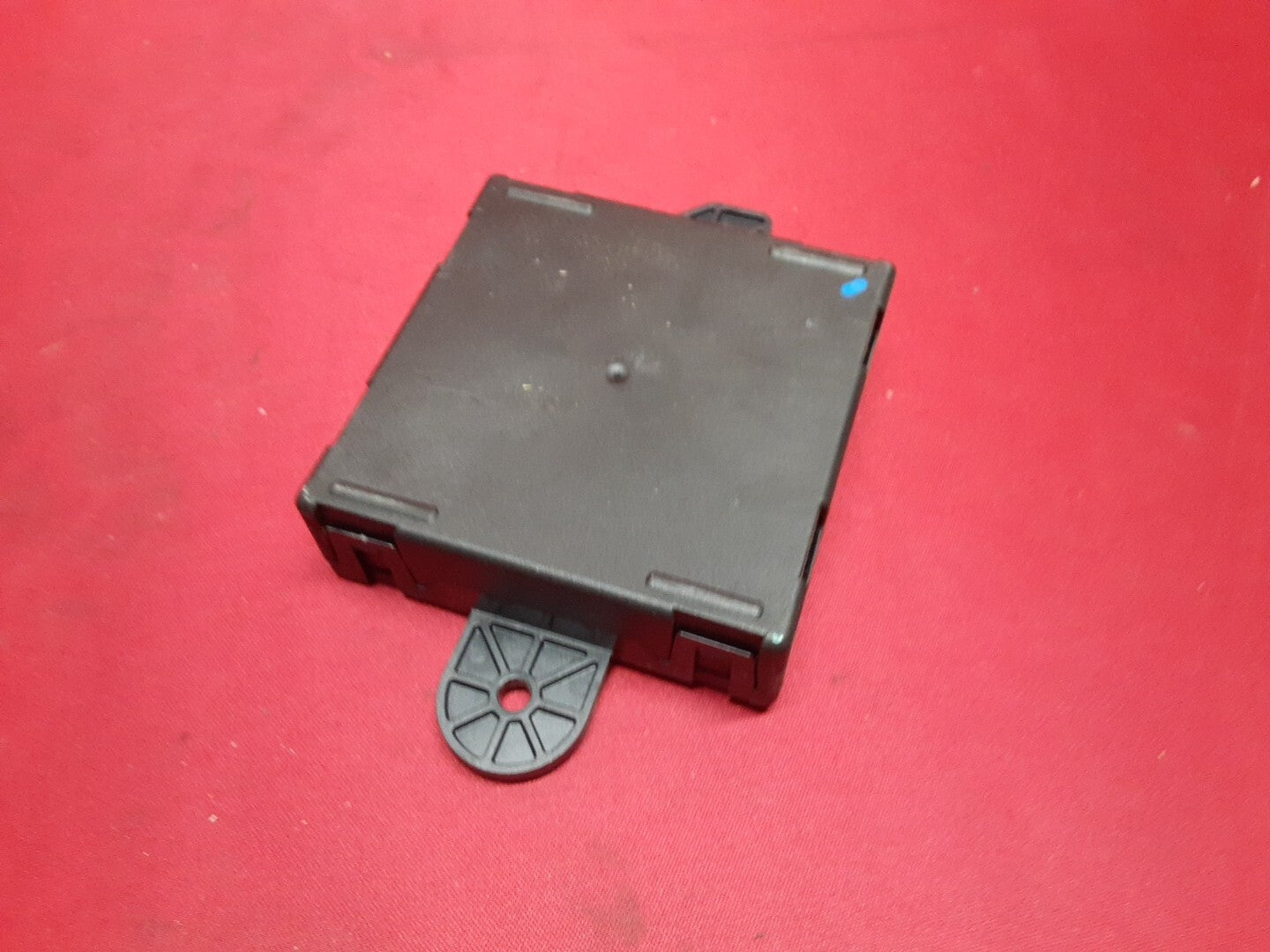 2010 - 2013 Dodge Durango Ram Jeep Grand Cherokee PASSENGER FRONT Door Module