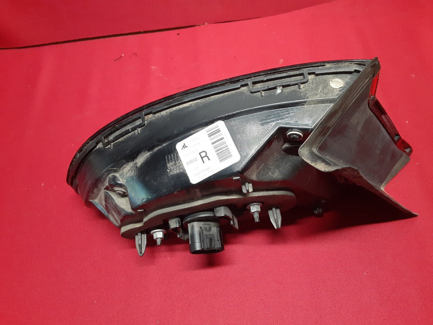 2013 - 2016 Dodge Dart RIGHT PASSENGER Tail Light Corner Lamp 68081394AG
