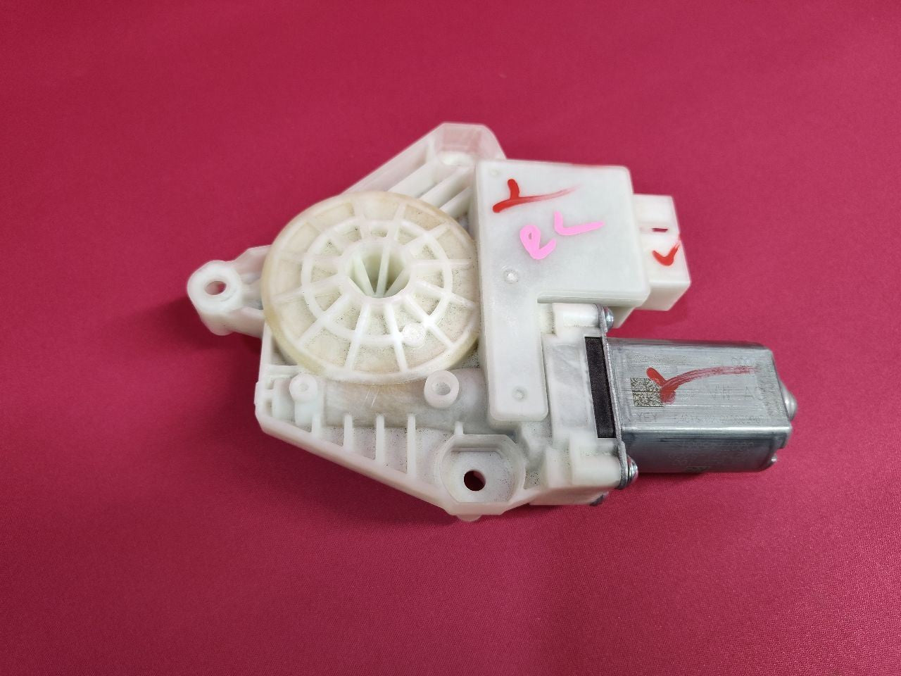 2017-2023 VW Volkswagen REAR LEFT DRIVER Door Window Motor 5Q4-959-811-G
