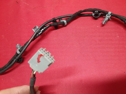 2013 - 2016 Dodge Dart Center Console SINGLE Auxiliary Port & Wiring Harness