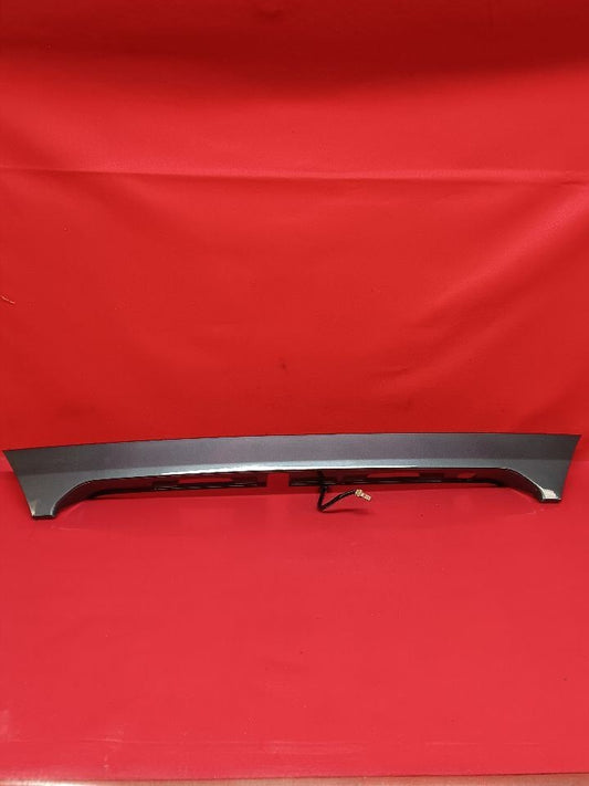 2015-2019 Subaru Legacy Sedan License Lamp Trunk Deck Lid Finish Panel Trim
