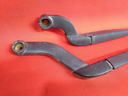 2005-2007 Land Rover LR3 Right Left Windshield Wiper Arm Set to VIN:7A434888 