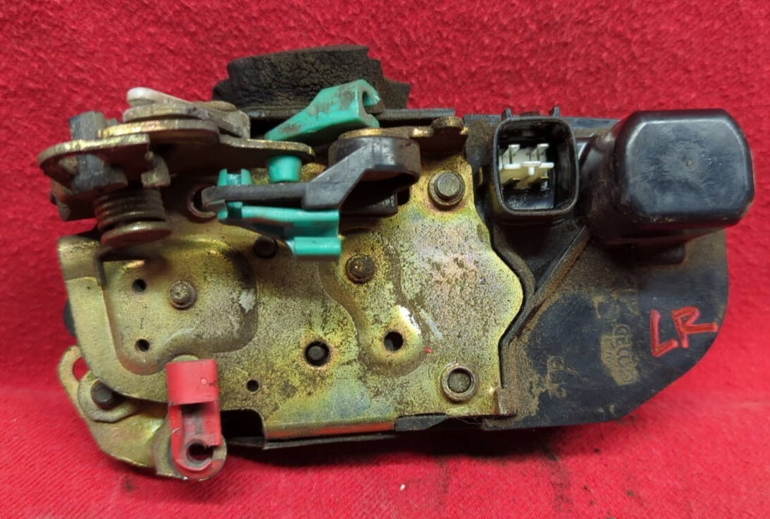 2002 2003 2004 2005 2006 2007 Jeep Liberty LEFT DRIVER REAR Latch Lock Actuator 