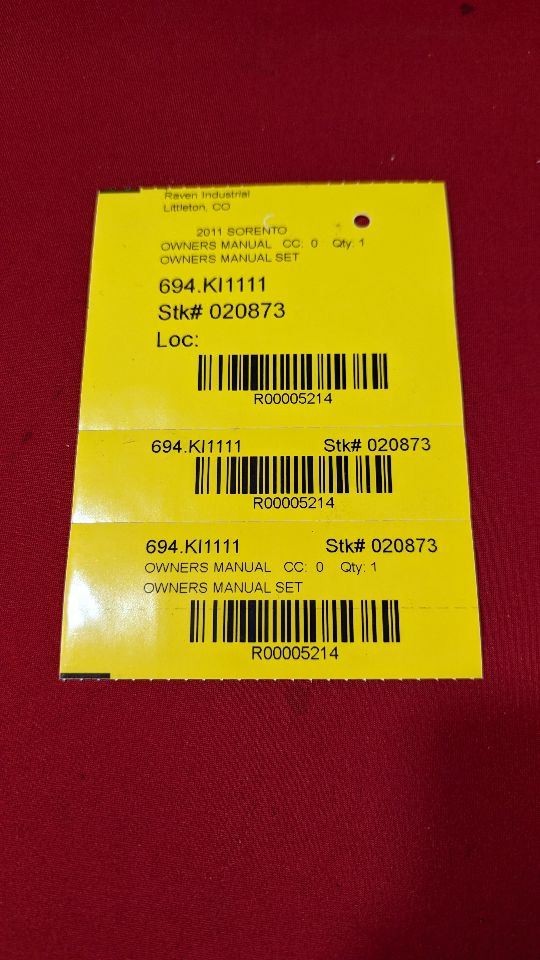 2011 Kia Sorento 2.4L Auto Trans Owner's Manual Booklet Set w/ Case
