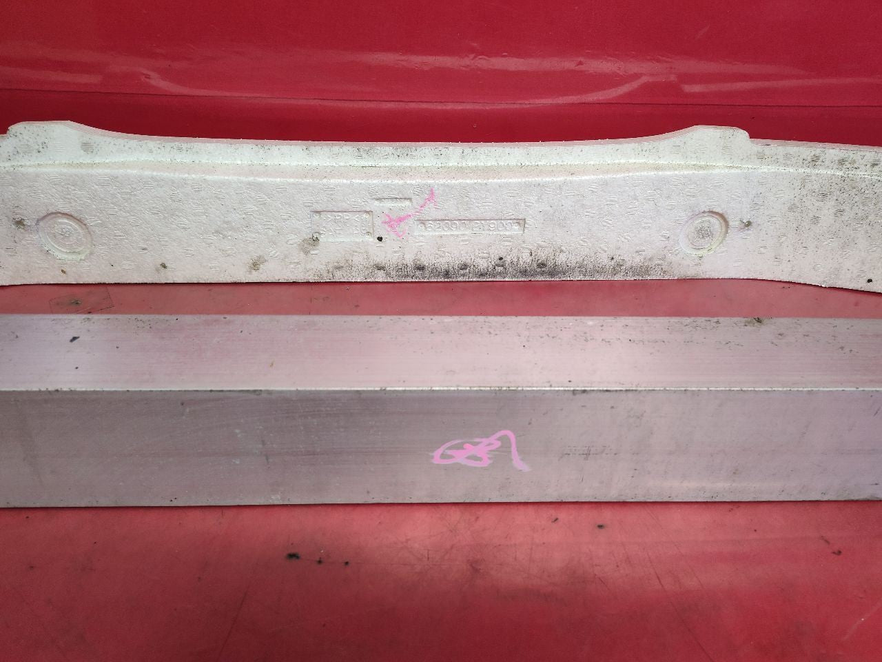 2000 2001 Nissan Maxima Front Bumper Reinforcement Impact Bar w/ Foam SET