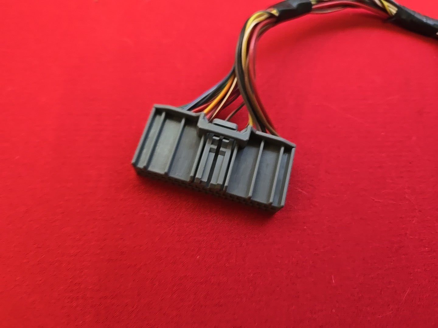 2010-2017 Land Rover LR3 LR4 Range Rover Keyless Entry Module - PIGTAILS ONLY
