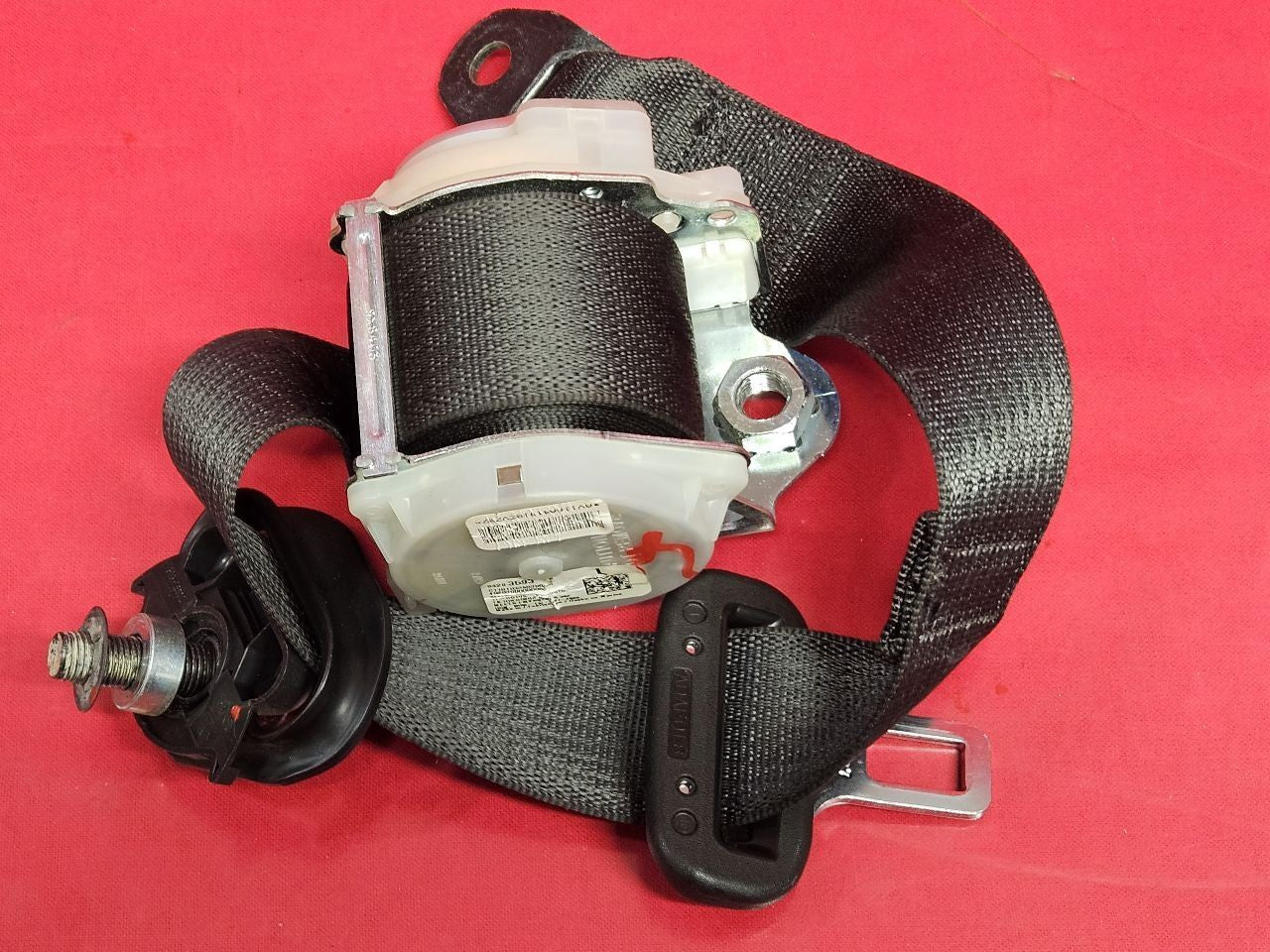 2018-2020 Chevy Equinox GMC Terrain Rear 2nd Row LEFT DRIVER Seat Belt Retractor