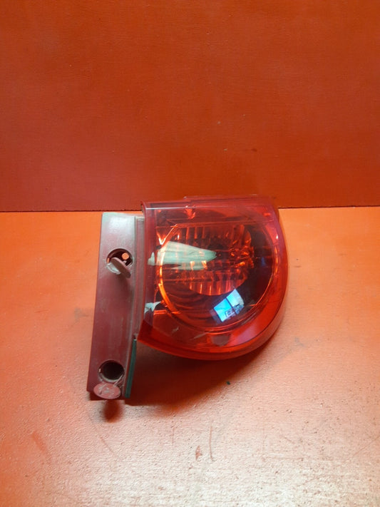 2009-2012 Chevrolet Traverse Right Pass Taillight Lamp 15912686