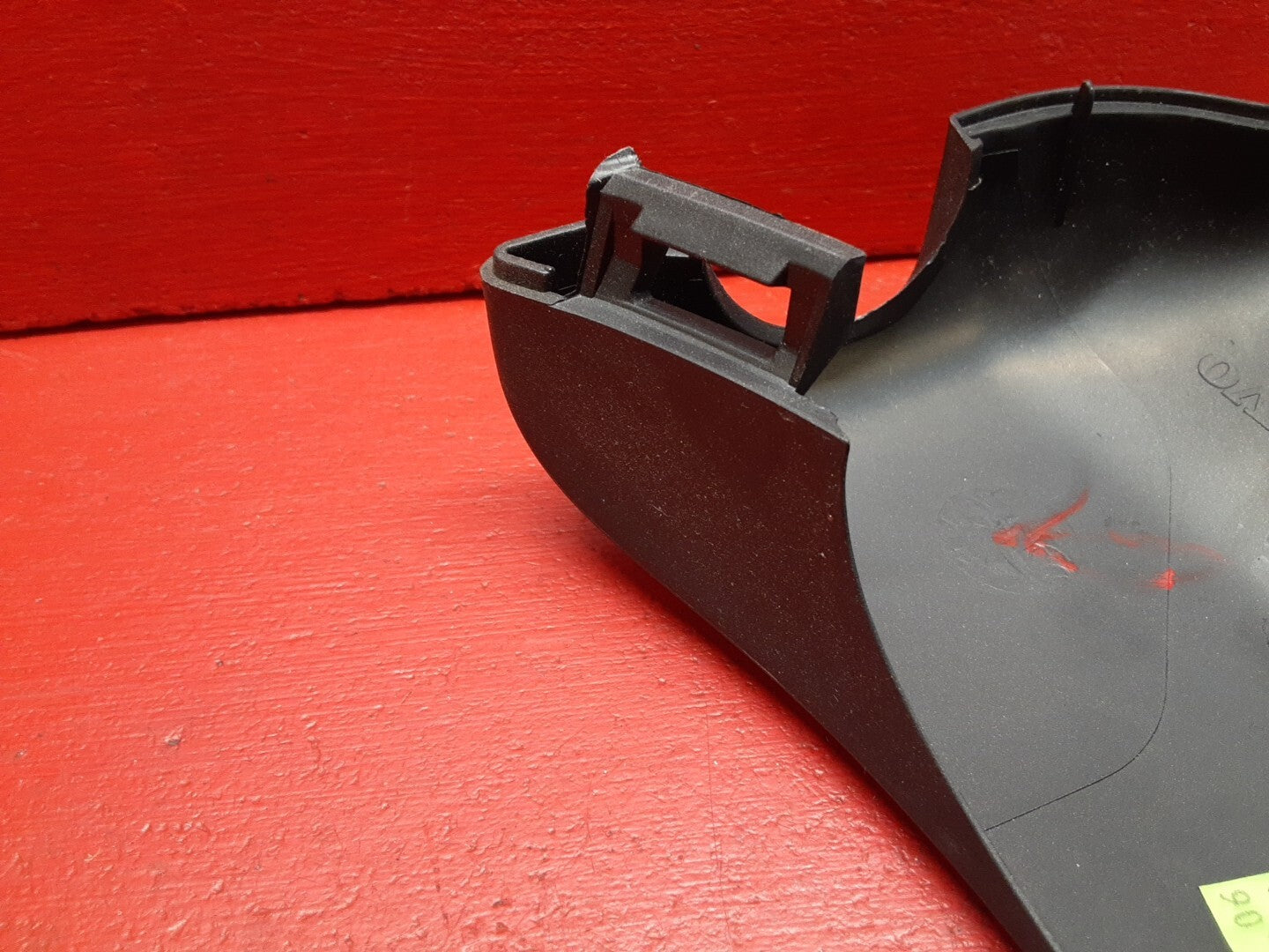 2004 - 2013 Volvo S40 V50 C70 C30 UPPER AND LOWER Steering Column Shroud SET